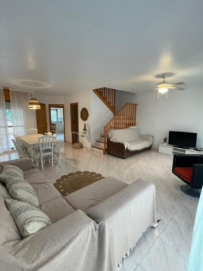 Duplex de 4 dormitorios en la playa